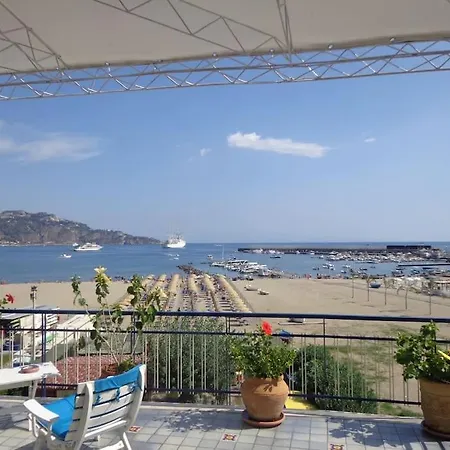 Apartment Casa D'a..mare Giardini Naxos